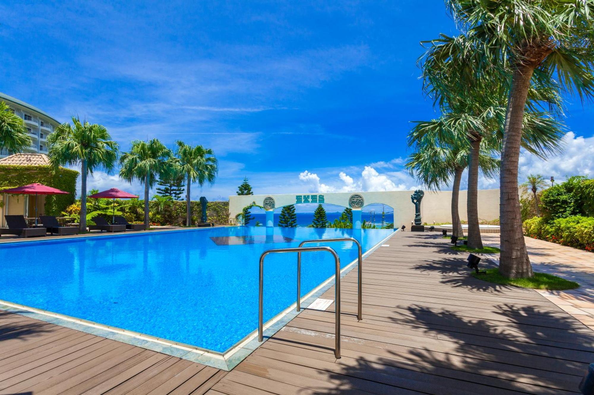 Okinawa Kariyushi Resort Exes Onna Esterno foto